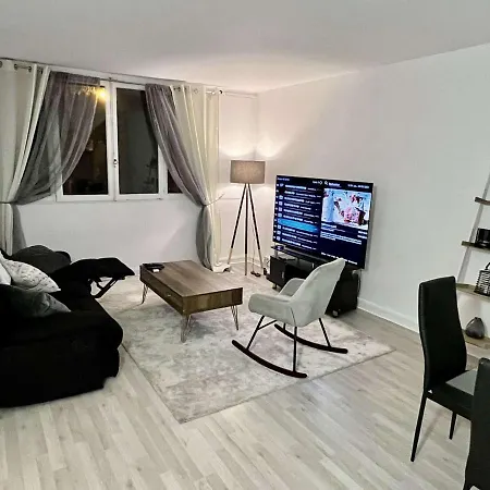 Apartamento Colombes Home *
